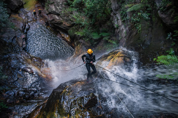 canyoning blue mountains