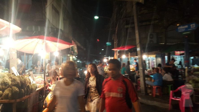 Bangkok food and market tours deals