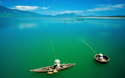 Tam Giang Lagoon & Ru Cha Islet Discovery - Full Day Tour