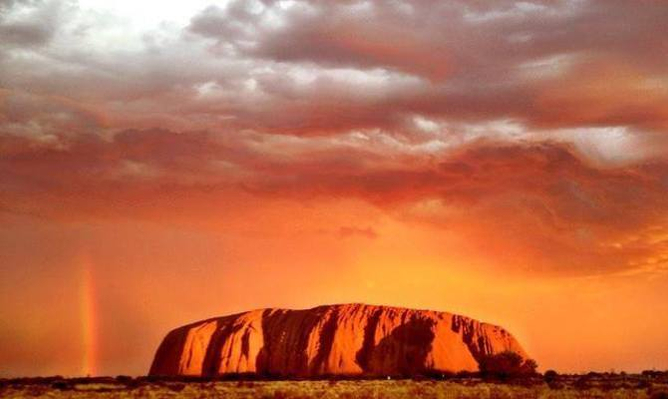 Uluru (Ayers Rock) to Uluru: 2 Days 1 Night