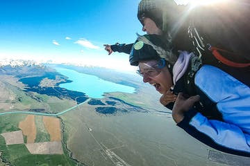 Skydive Mount Cook 9000 Feet